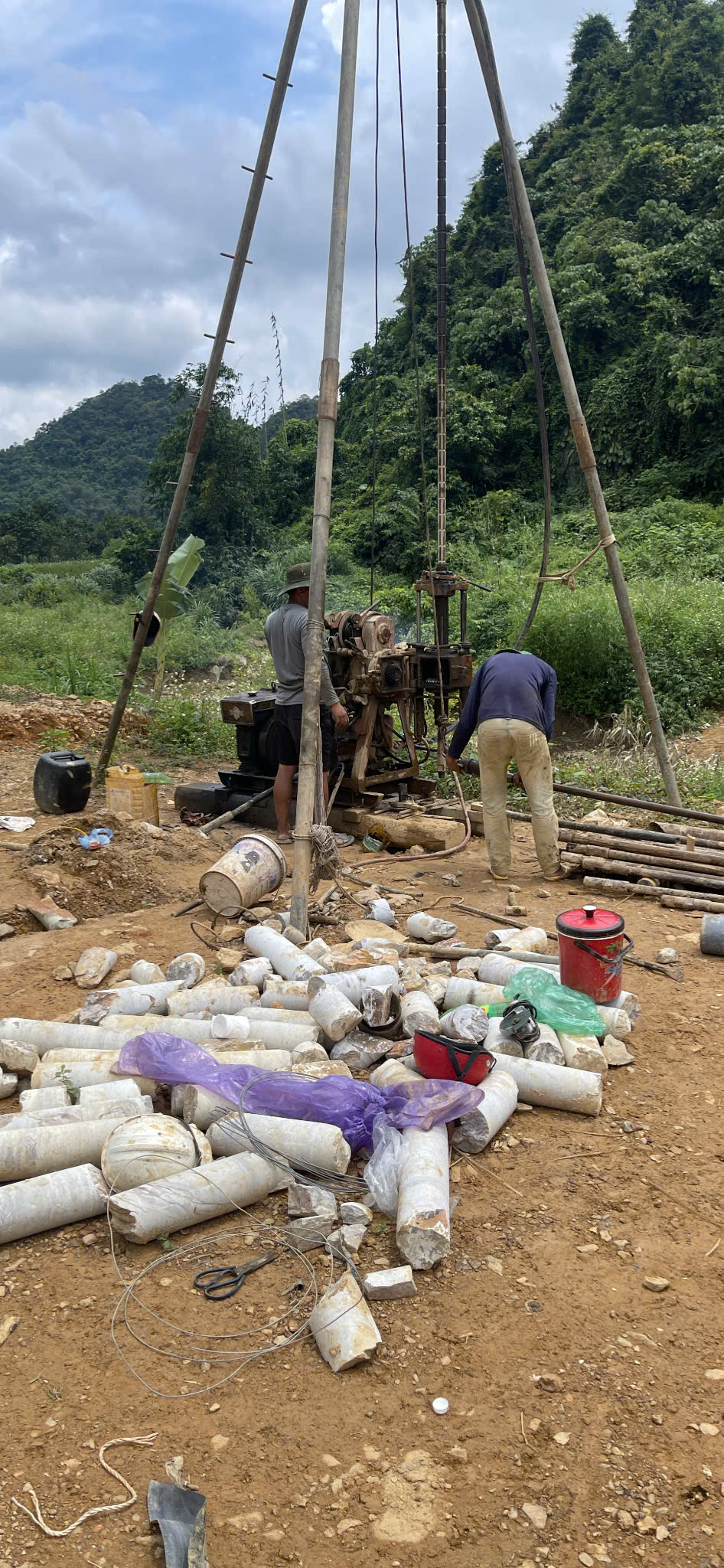 Thi công khoan giếng